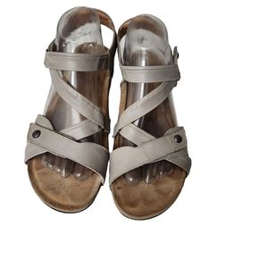 Taos Womens EU 41 US 10-10.5 Trulie Sandals Gray/TanLeather Straps Cushion